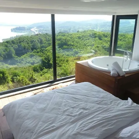 Beyond The Dream Suites Hotel *
