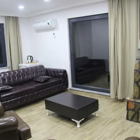 Hotel Beyond The Dream Suites *