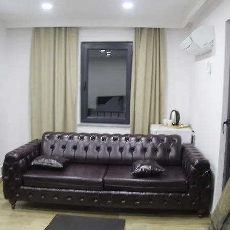 Hotel Beyond The Dream Suites *